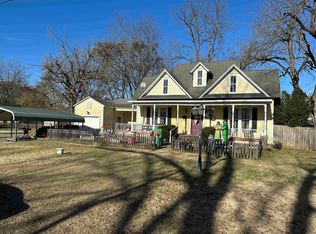 204 Maple St, Dardanelle, AR 72834