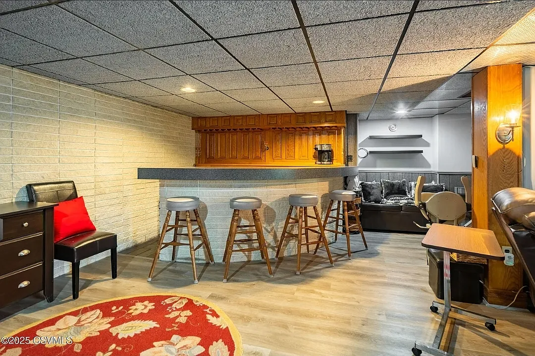 3 bed, 2.5 bath, $700 — Photo 4