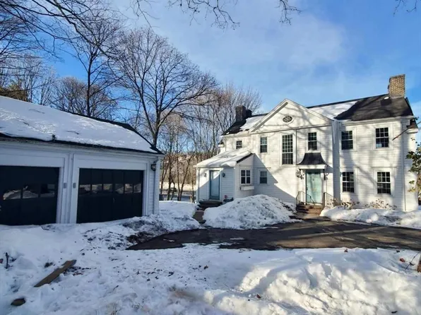 315 Lake St, Arlington, MA 02474