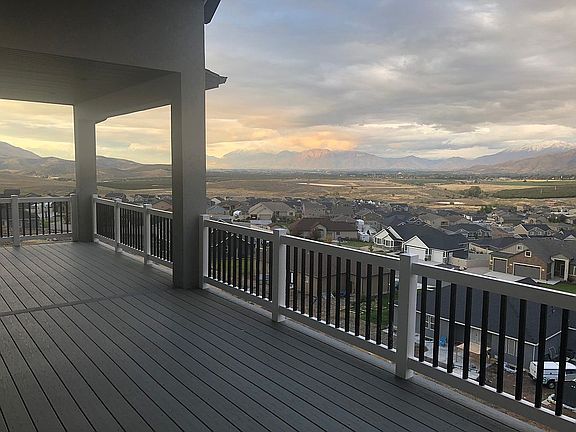 City and Mountain View 