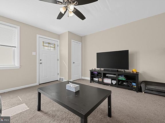 5th image of 5440 Montague St