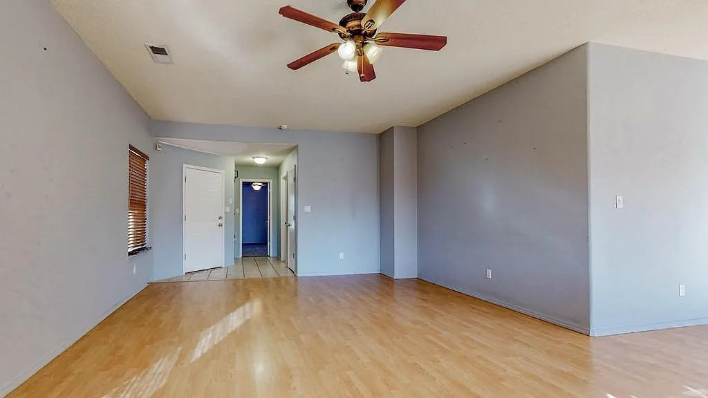 7312 Dancing Eagle Ave NE — Photo 3