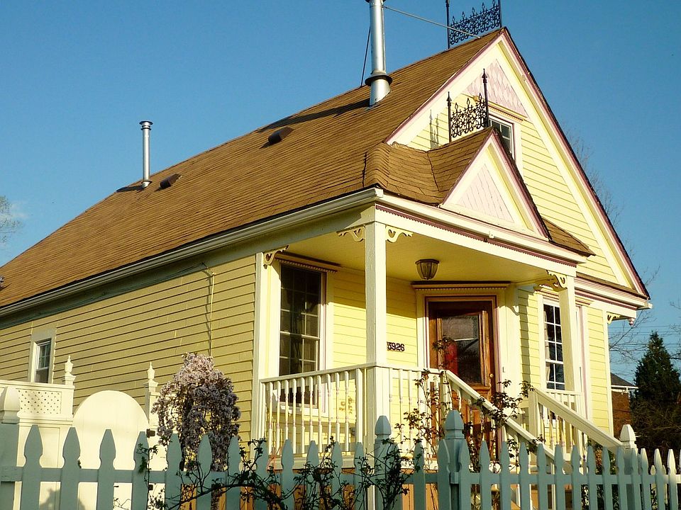 Charming Victorian Cottage