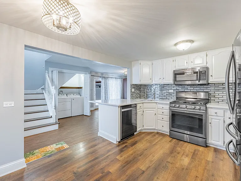 8912 S Ryan Rd #HOUSE — Photo 11