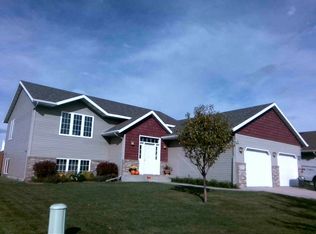 3212 7th Ave N, Moorhead, MN