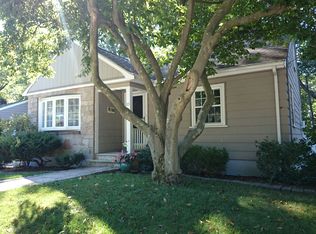 89 Vincent Rd, West Roxbury, MA 02132