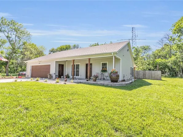 8644 NW Benton St, Amsterdam, MO 64723