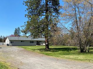 6105 Azalea Dr, Central Pt, OR 97502