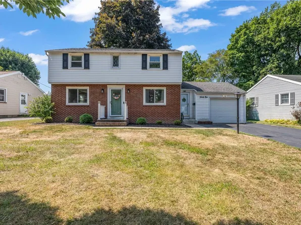 41 Durkar Ln, Rochester, NY 14616