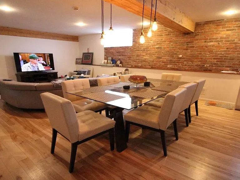 37 Cumberland St S #103 — Photo 2