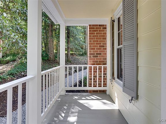 4th image of 5603 Willow Creek Ln
