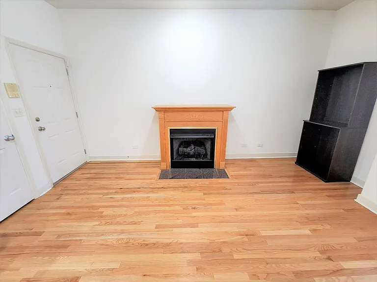 2329 W Harrison St #3 — Photo 12