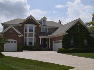 1043 Apple Blossom Ct, Lake Zurich, IL 60047