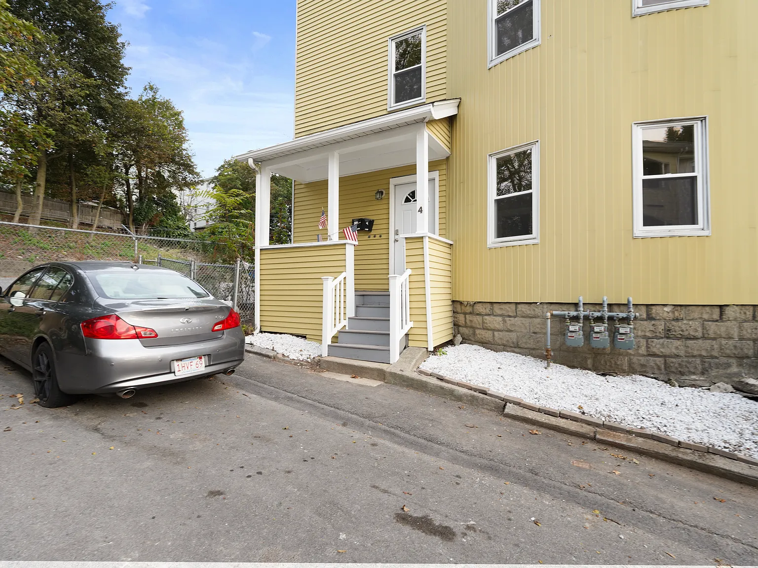 4 Vernon Ter — Photo 2