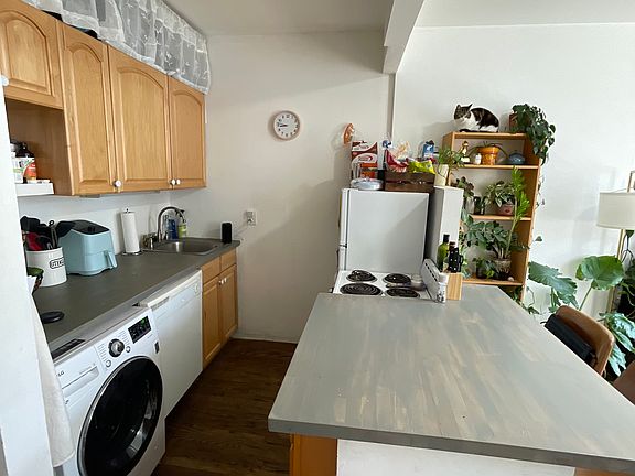 4th image of 108 W 116th St #3B