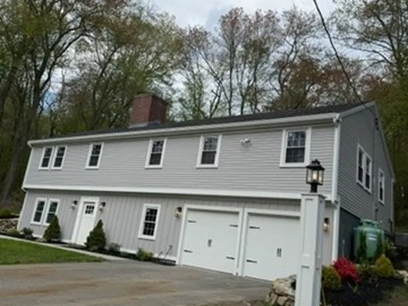 4 Enon Rd, Wenham, MA 01984