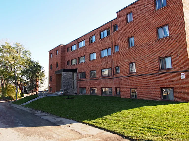 1404 Rosenthal Ave #5 — Photo 10