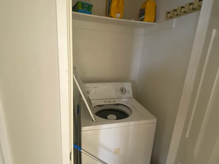 1202 Donax Ave #9 — Photo 12
