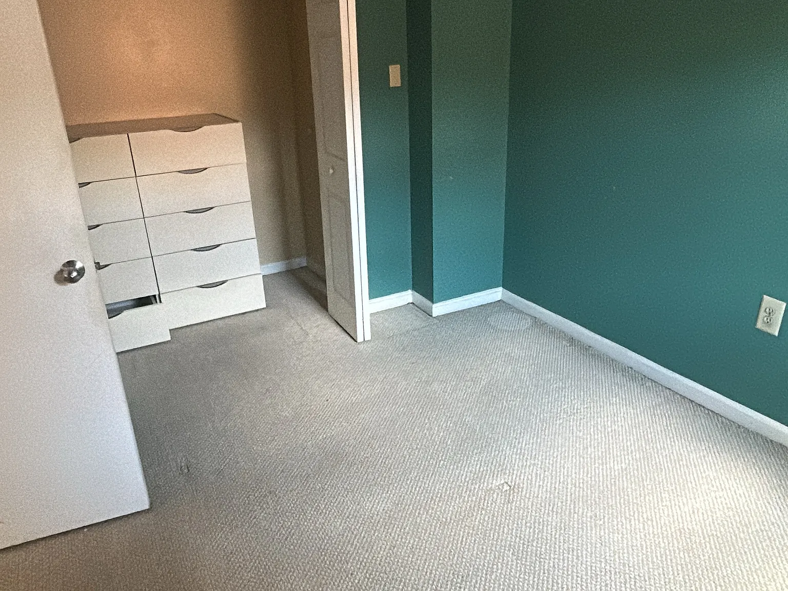 2 bed, 650 sqft, $1,150 — Photo 3