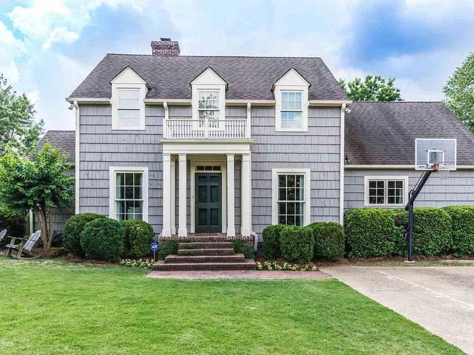 2nd image of 26 Honeysuckle Ln