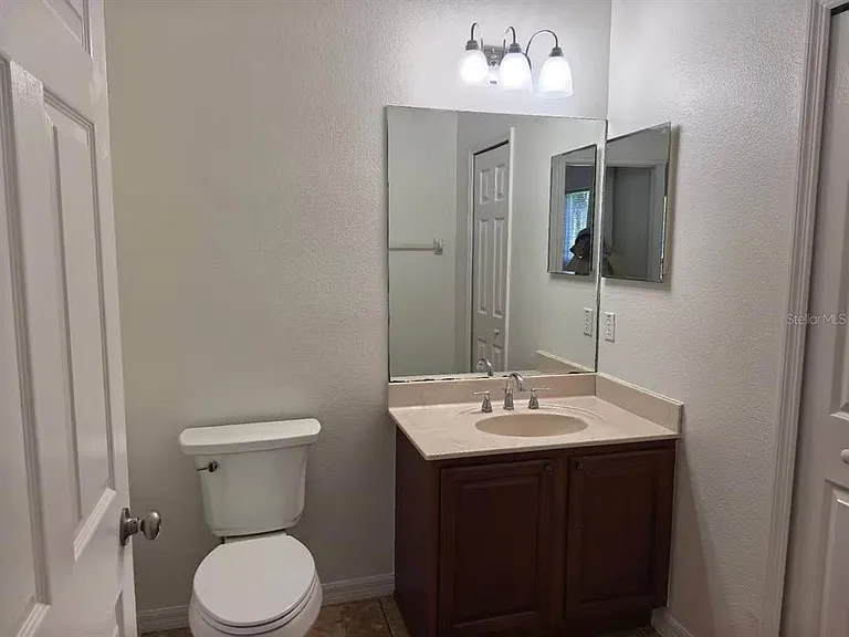 3520 Shorewood Dr — Photo 15