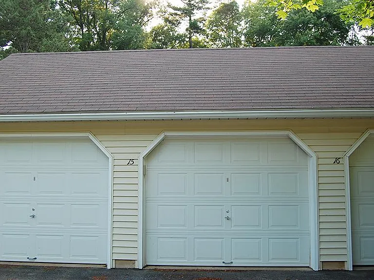15 Oldefield Farms — Photo 3