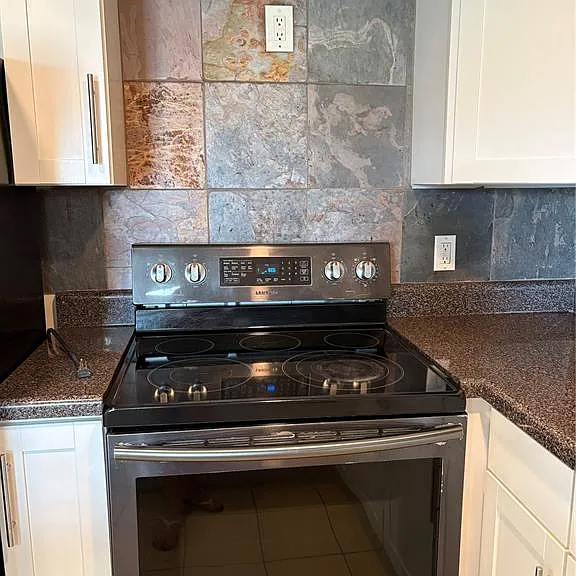 555 69th Ave #7 — Photo 8