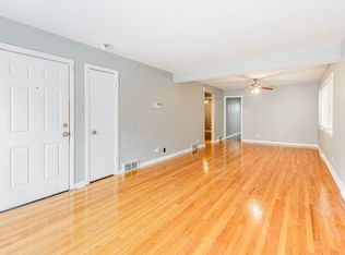 7637 S Essex Ave APT 1, Chicago, IL 60649