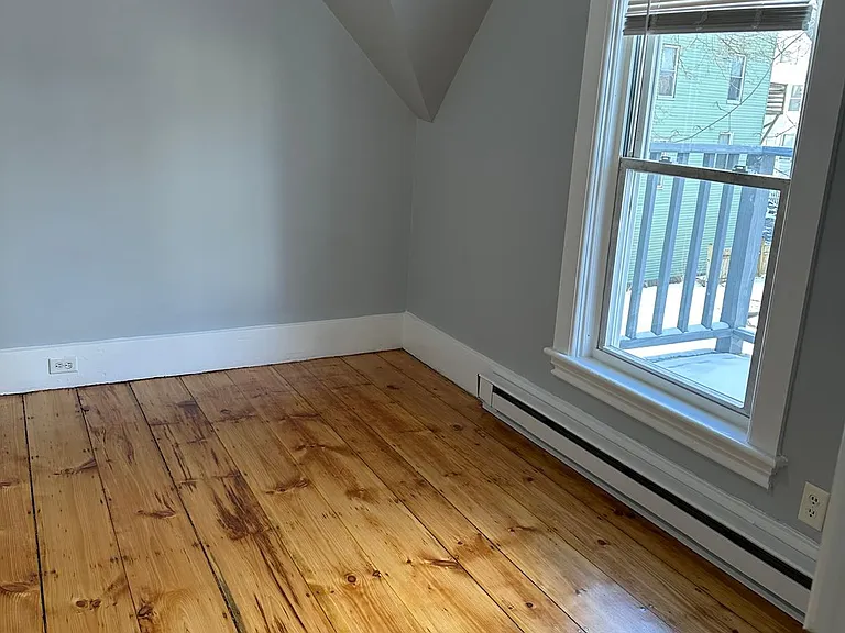 18 Osgood St #3 — Photo 17
