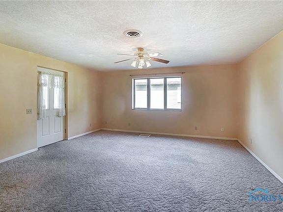 5th image of 259 E Vance St