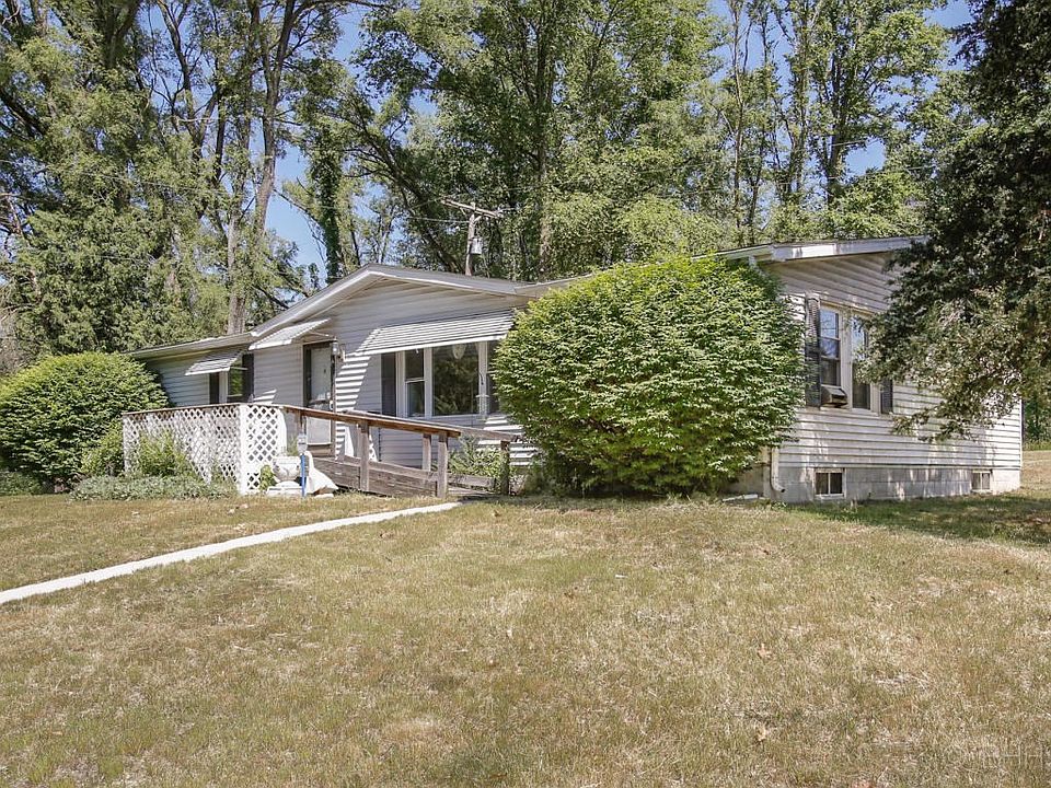 4703 halbert rd-101