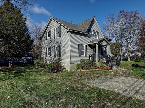 3rd image of 1703 Pontiac Ave