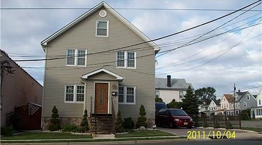 1st image of 104 S Stevens Ave