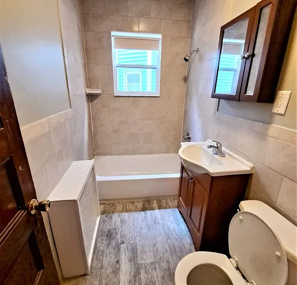 393 Talbot Ave #1 — Photo 15