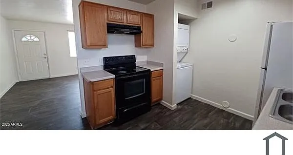 2537 W Georgia Ave — Photo 4