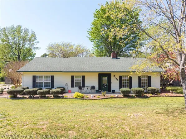 1704 Weeks Ln, Fort Smith, AR 72903