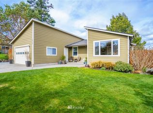 1918 38th St, Anacortes, WA 98221