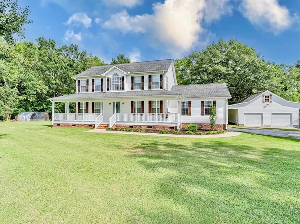 579 Calf Barn Rd, Ware Shoals, SC 29692