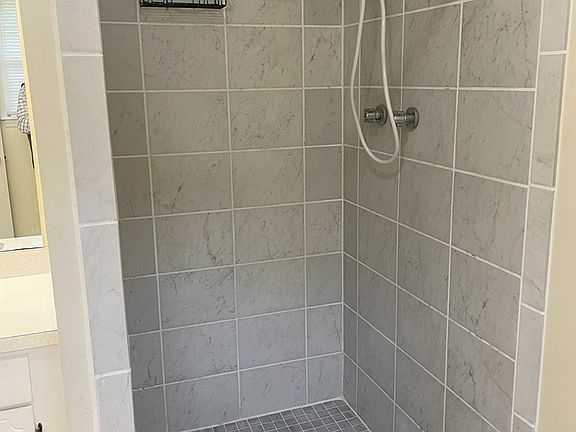 5th image of 2301 S Main St