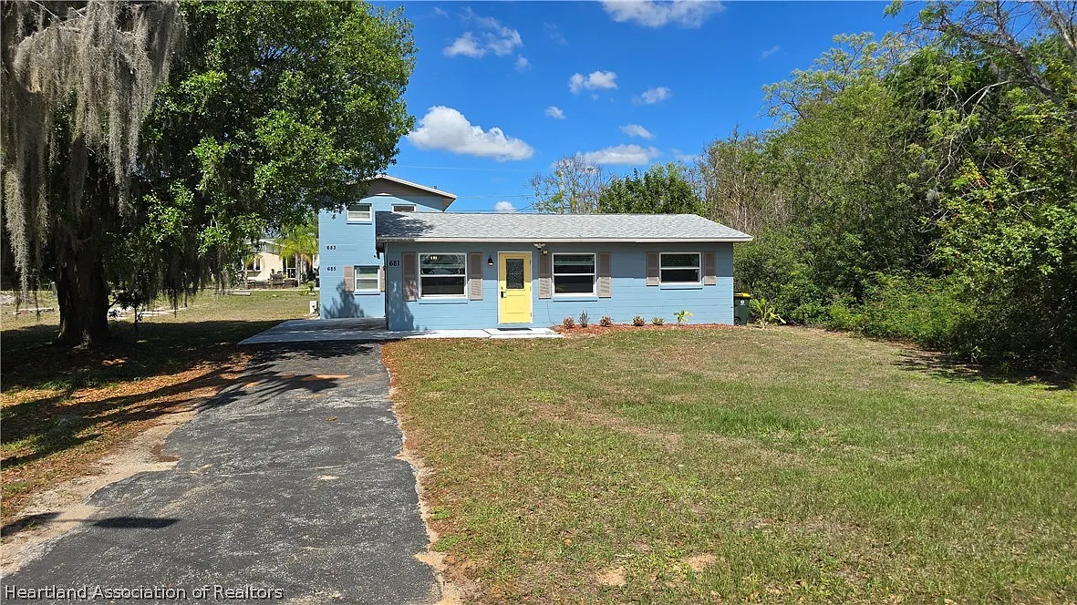 Building Photo - 681 Lake June Rd