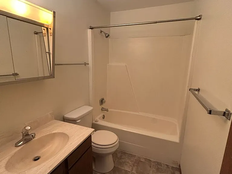 5122 25th Avenue Ct — Photo 7
