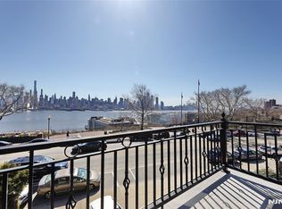 1021 John F Kennedy Blvd E, Weehawken, NJ