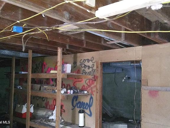 4th image of 2961 Mariaville Road