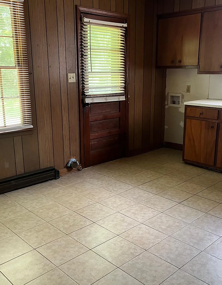 2 bed, 850 sqft, $1,100 — Photo 4