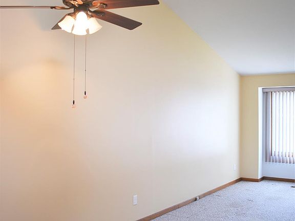 4th image of 33060 Woodworth Ct #24