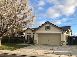 1010 Foxfire Dr, Manteca, CA 95337