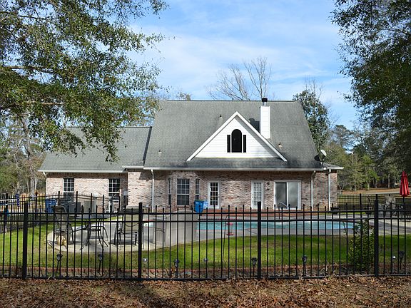 3rd image of 17809 Riverwalk Dr