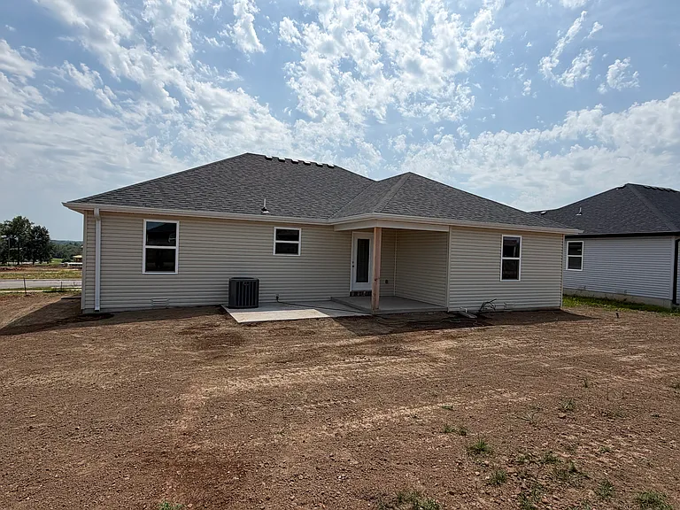 1217 E Macon St — Photo 10