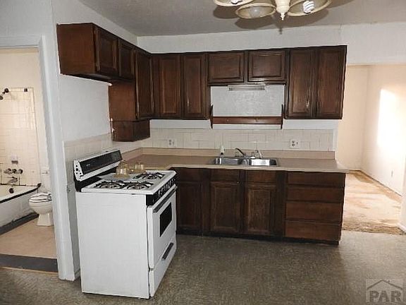 4th image of 1212 Utica Ave