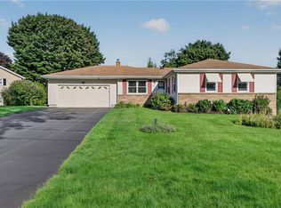 60 Birchwood Dr, Cranston, RI 02920